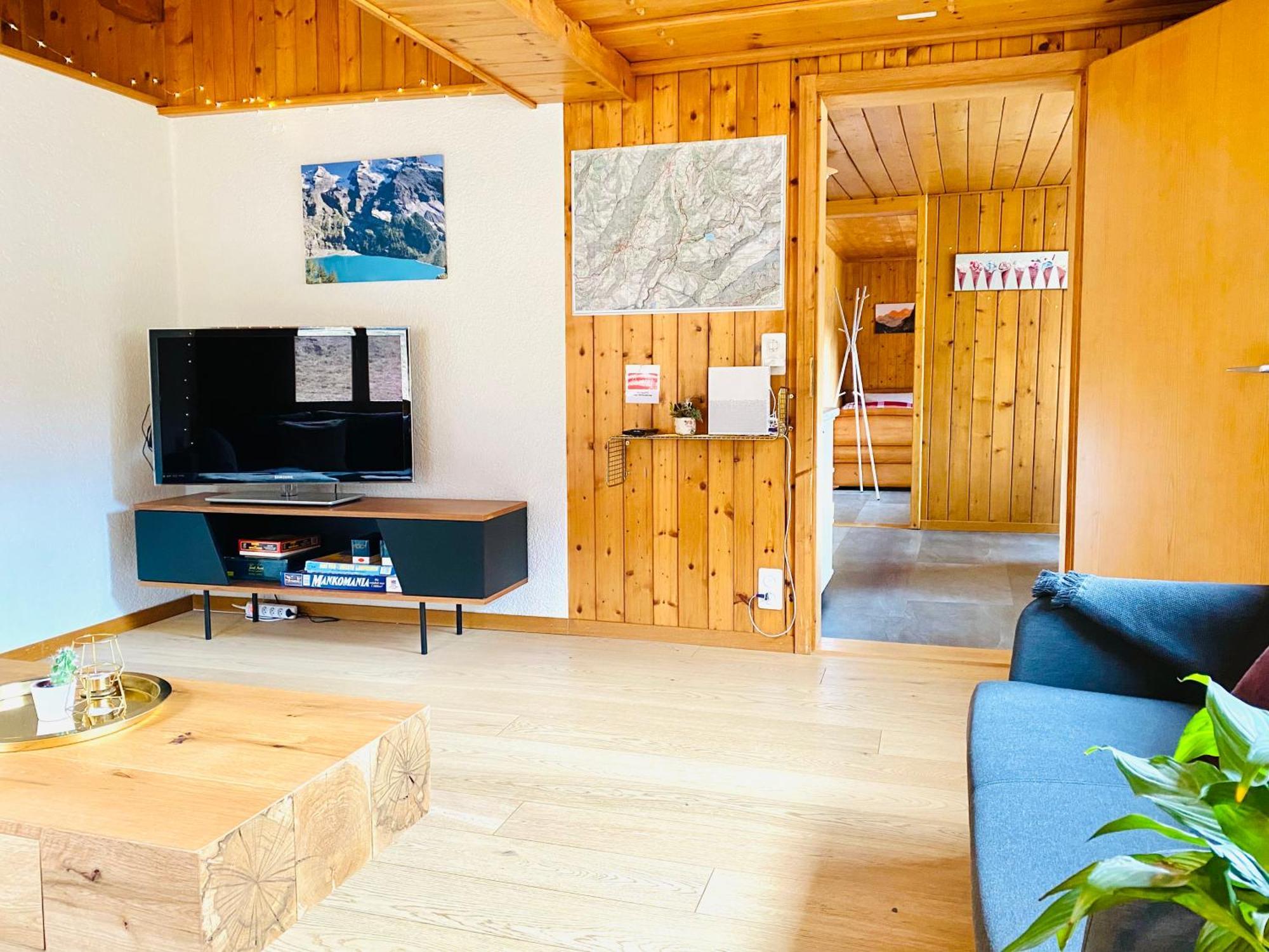 Cozy Apartment In Vintage House In カンデルシュテッグ エクステリア 写真